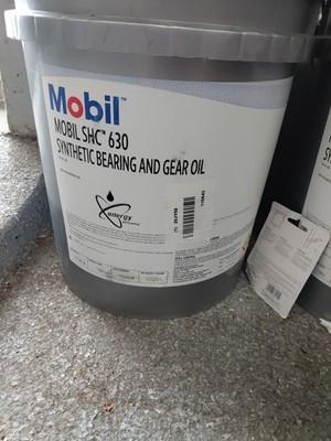 Mobil SHC 630 Synthetic Bearing & Gear Oil ISO VG 220 5-Gallon 110843