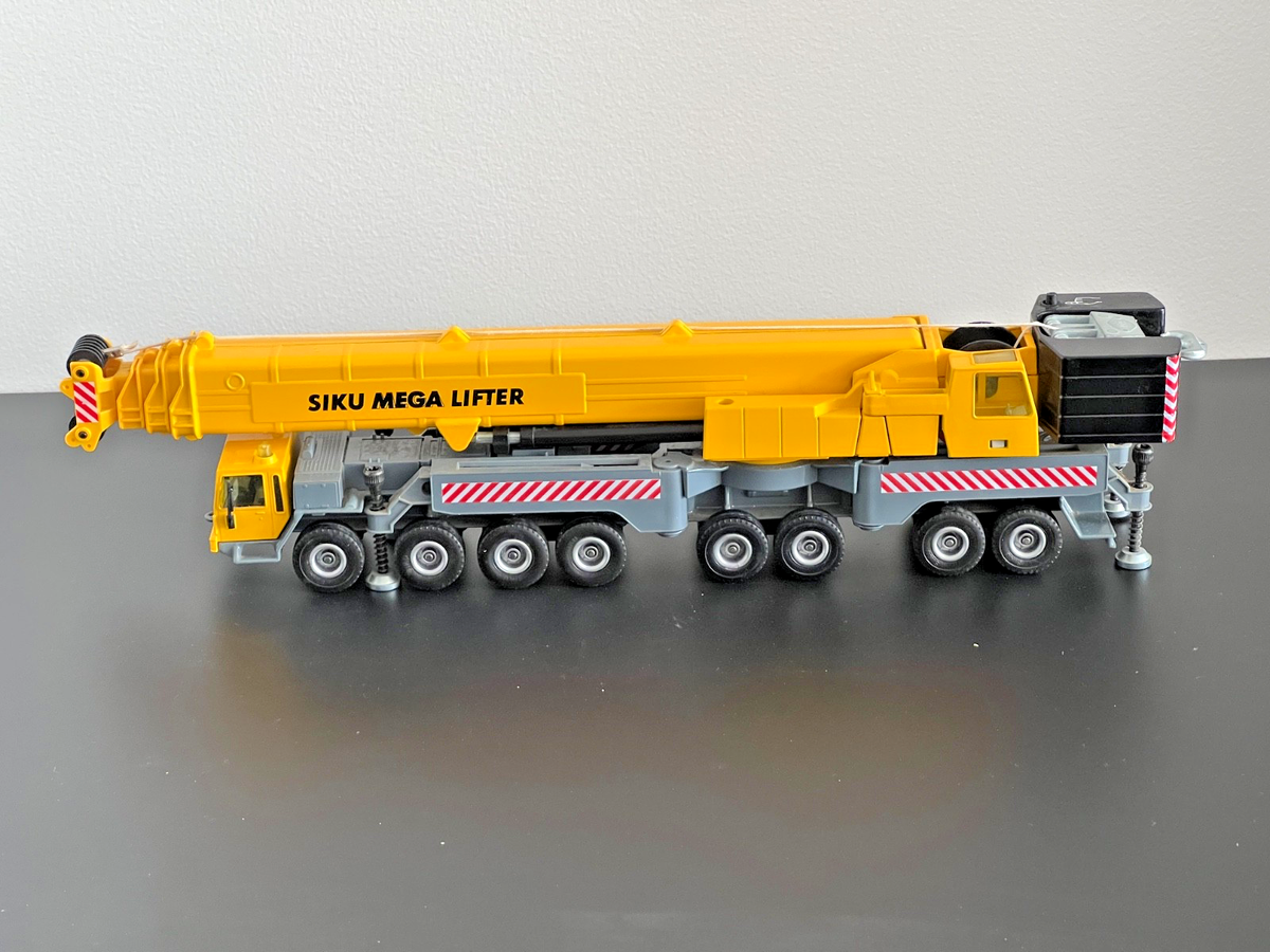 Siku 4311 Mega lifter crane. 1:55 Huge model, VGC, Original box