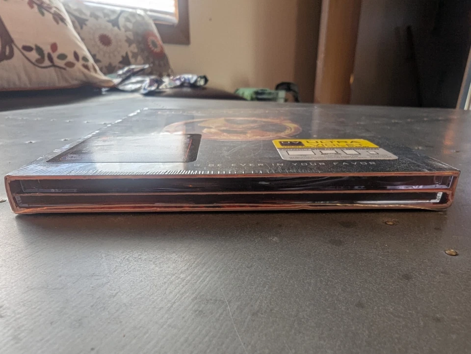 The Hunger Games Deluxe Edition (DVD, 2012, 3-Disc Set) New Sealed - Image 3 of 3