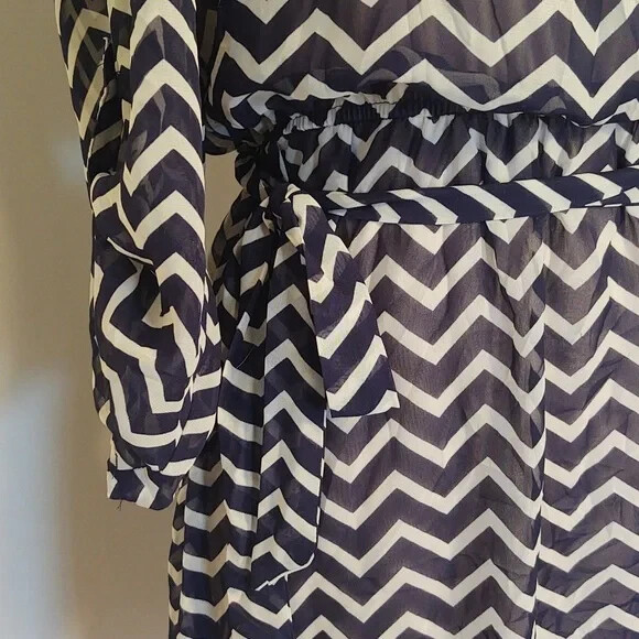 Speechless Navy Blue Zig Zag Patterned Dress - Sz… - image 7
