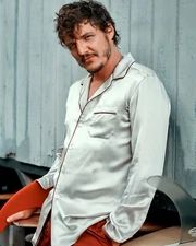 PEDRO PASCAL 8x10 PHOTO