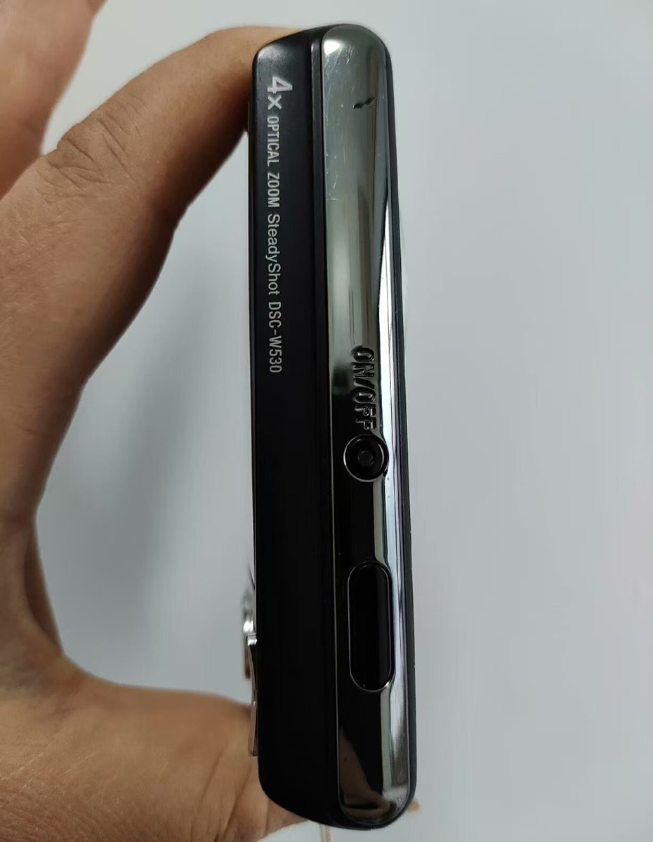 Sony Cyber-shot DSC-W530 14.1MP Compact 4 x Optical Zoom Digital