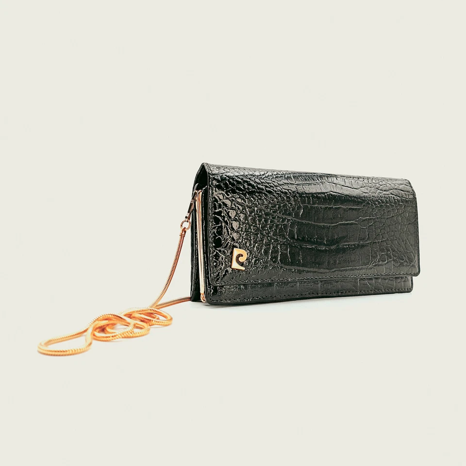 Pochette Pierre Cardin vintage Années 80 Simili cuir façon Crocodile Noir verni - Photo 1/4