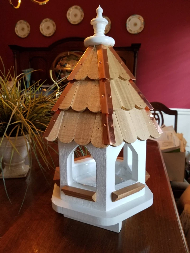 Starlight Bistro© Alimentador de pájaros mediano hecho a mano de cobre, ciprés y cedro Foto 4 de 4