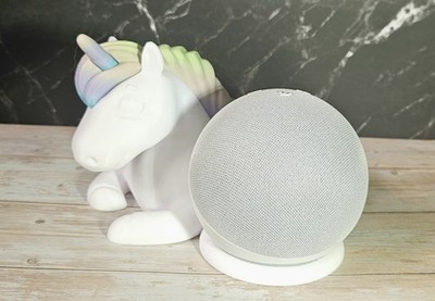 Echo Dot 4 / 5 Einhorn Ablage / Farbe Regenbogen / Ständer / Unicorn / 3d Druck