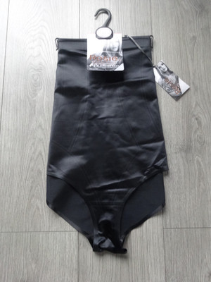 M&S MARKS & SPENCER ROSIE CONTOURWEAR SCHWARZER TAILLENMIEDER OHNE VPL SLIP GRÖSSE 22
