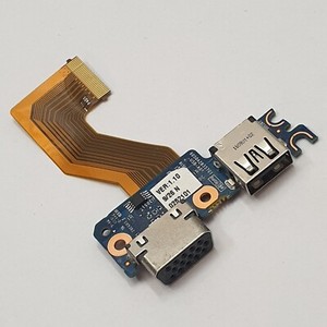 HP EliteBook 840 G3 VGA Monitor USB Board mit Kabel