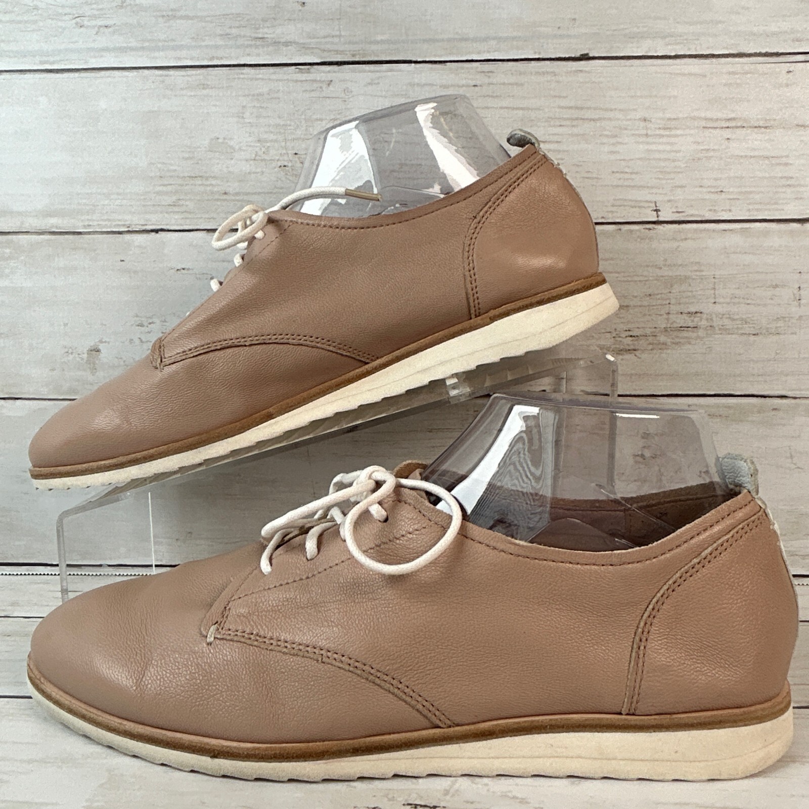 Trask Oxford Shoes Womens 9.5M Taupe Leather Flat Lac… Gem