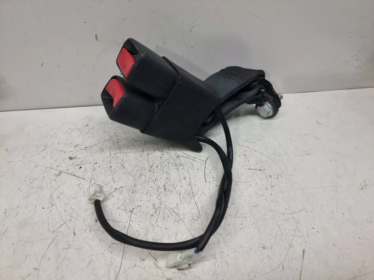 Nissan seat belt buckle deals