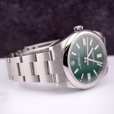 Rolex Oyster Perpetual 41mm GREEN Dial Stainless Steel Men's Watch Ref: 124300 3