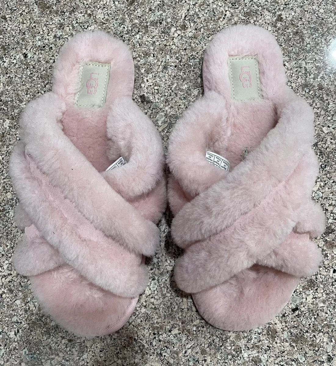 Ugg slippers criss cross 2025