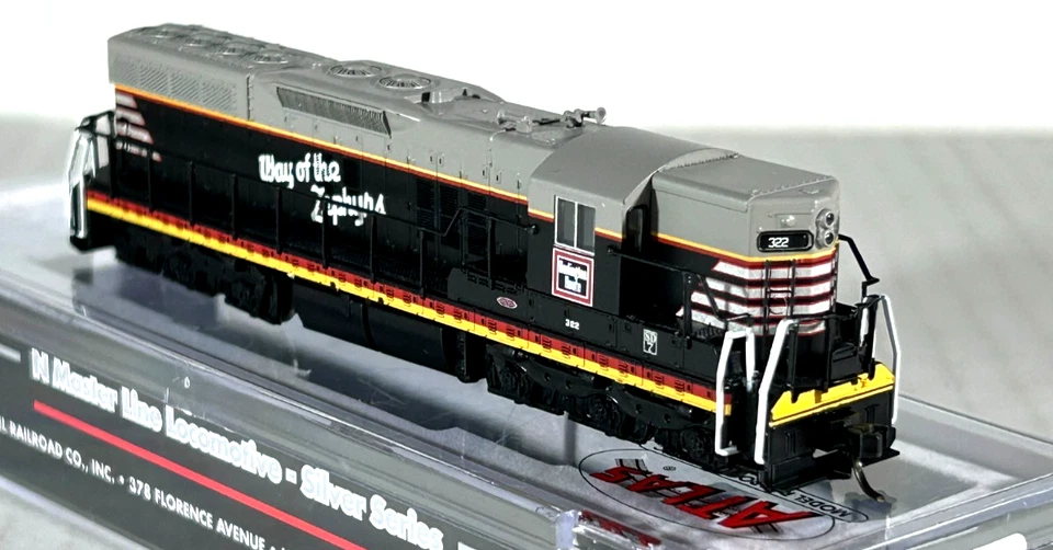 ATLAS N SCALE EMD SD-7 LOCOMOTIVE CHICAGO, BURLINGTON & QUINCY 40005307 - Image 2 of 4
