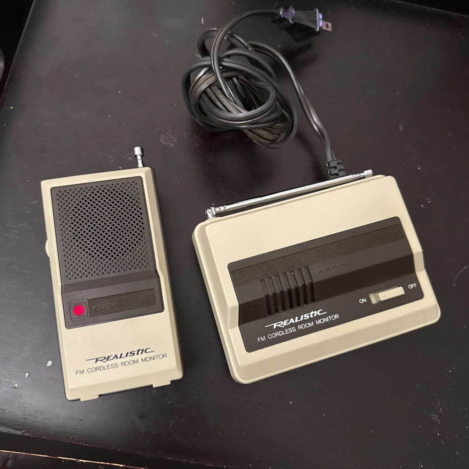 1986 REALISTIC FM Cordless Room Monitor Radioshack 43-202 Beige/Brown Works!