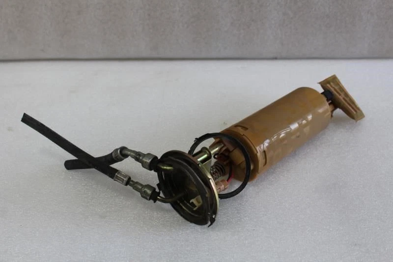 Bomba de combustible de gasolina Plymouth Acclaim 1994 Foto 2 de 4