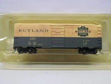 ROUNDHOUSE ~ RUTLAND 40' BOX CAR # 133 WITH WEATHERING ~RTR~HO SCALE