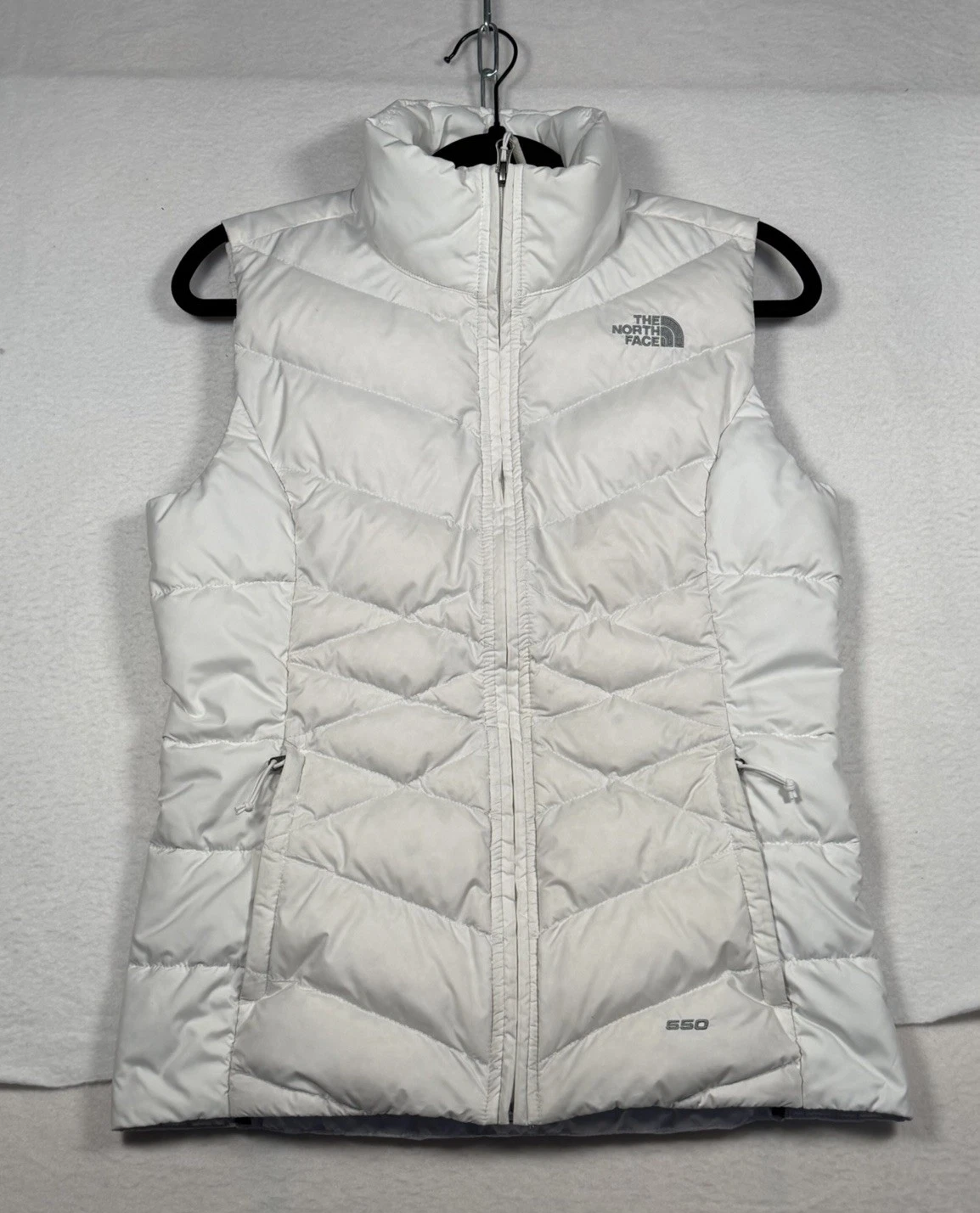 The North Face Women's Off-White Quilted Puffer Vest 550 Fill Down Full Zip S
