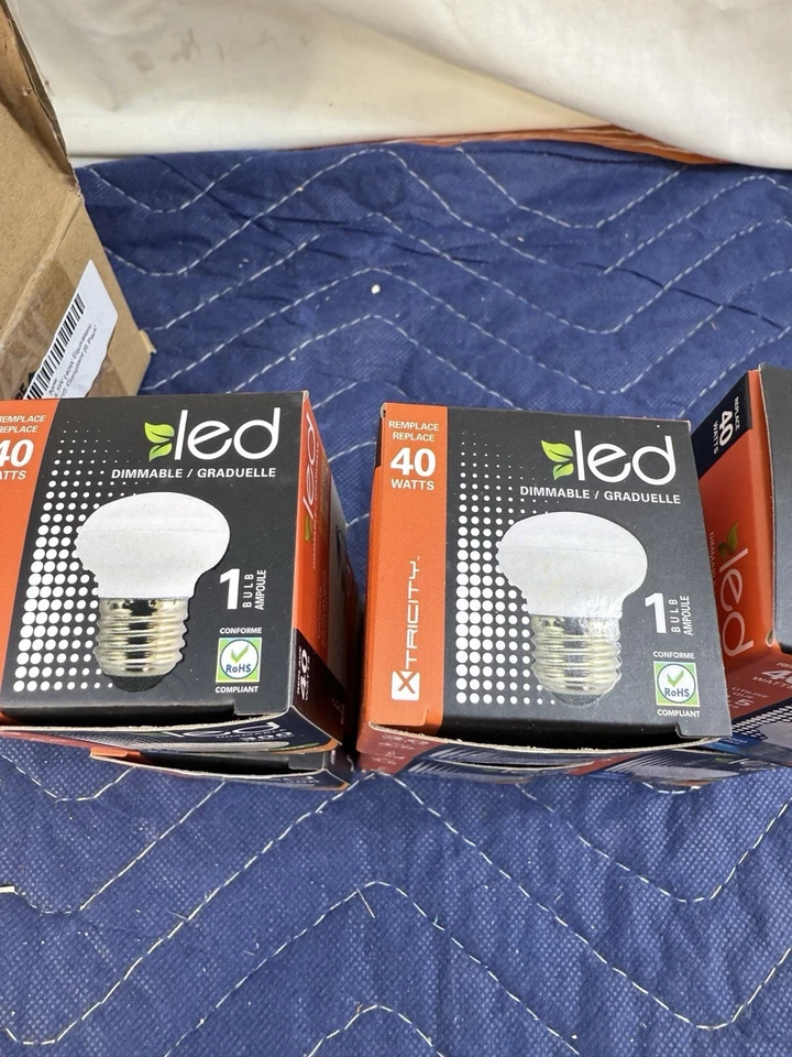 6 R14 LED Light Bulb 4.5W 40W Equivalent Dimmable 300 Lumens 3000k Soft White - Image 2 of 4