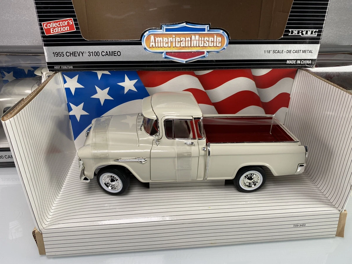 Ertl '55 Chevrolet 3100 Cameo Pickup Truck 1:18 Bombay Ivory, Red Diecast Car