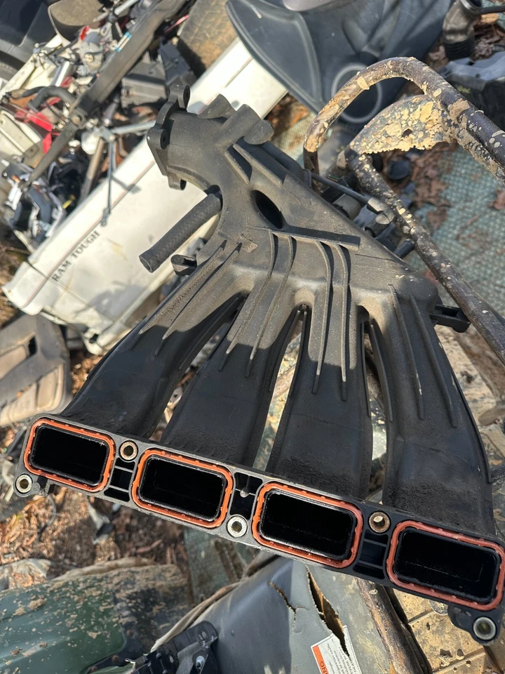 05-10 CHRYSLER PT CRUISER OEM 2.4 N/T COLECTOR DE ADMISIÓN SUPERIOR Foto 2 de 2