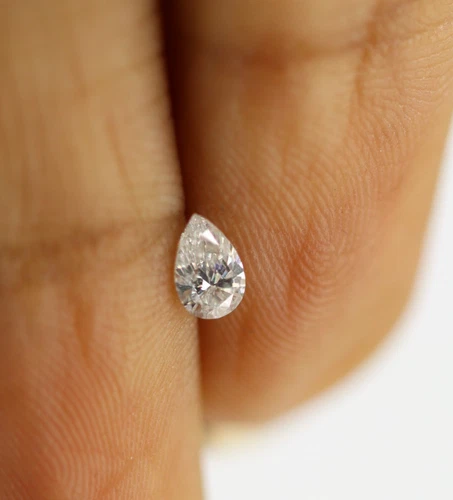 0.16 Ct Natural Pear Shape Diamond 4 x 3 mm E Color SI2 Clarity Sparkling Loose