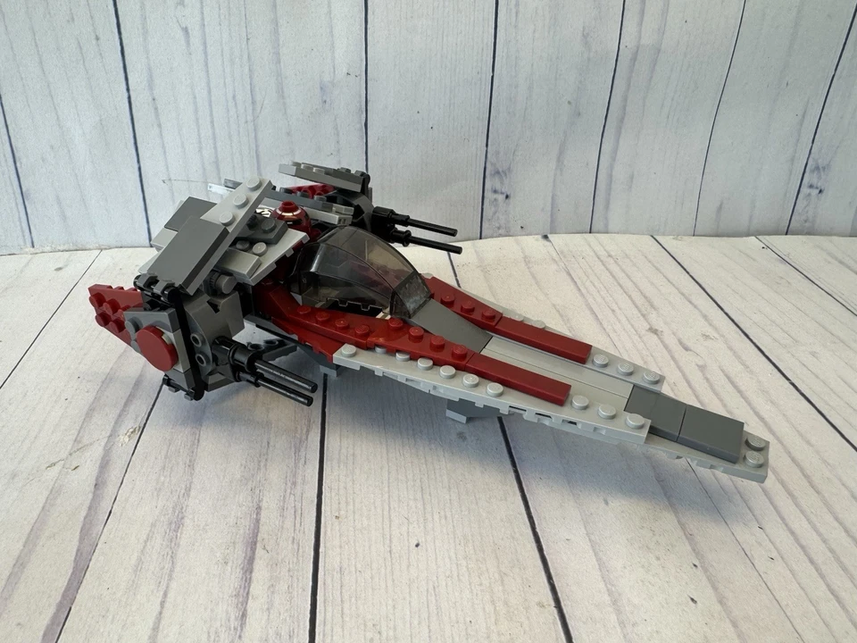 LEGO Star Wars V-Wing Fighter ~ #6205 W/ Minifigure & Instructions - Image 2 of 4