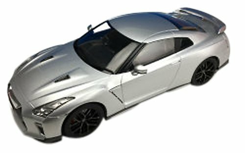 国際貿易　1/18 NISSAN GT-R 2017 Amazon.co.jp: 国際貿易(KOKUSAI BOEKI) First18/ファースト18