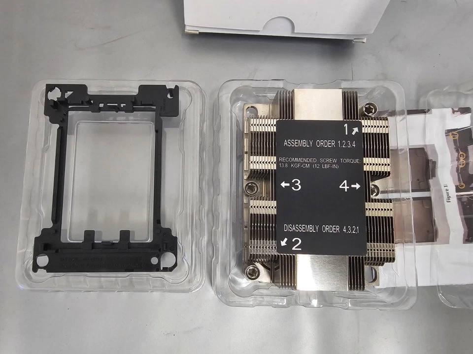 *NEW* Supermicro 1U Passive CPU Heat Sink Socket LGA3647-0 (SNK-P0067PSM) - Image 2 of 4