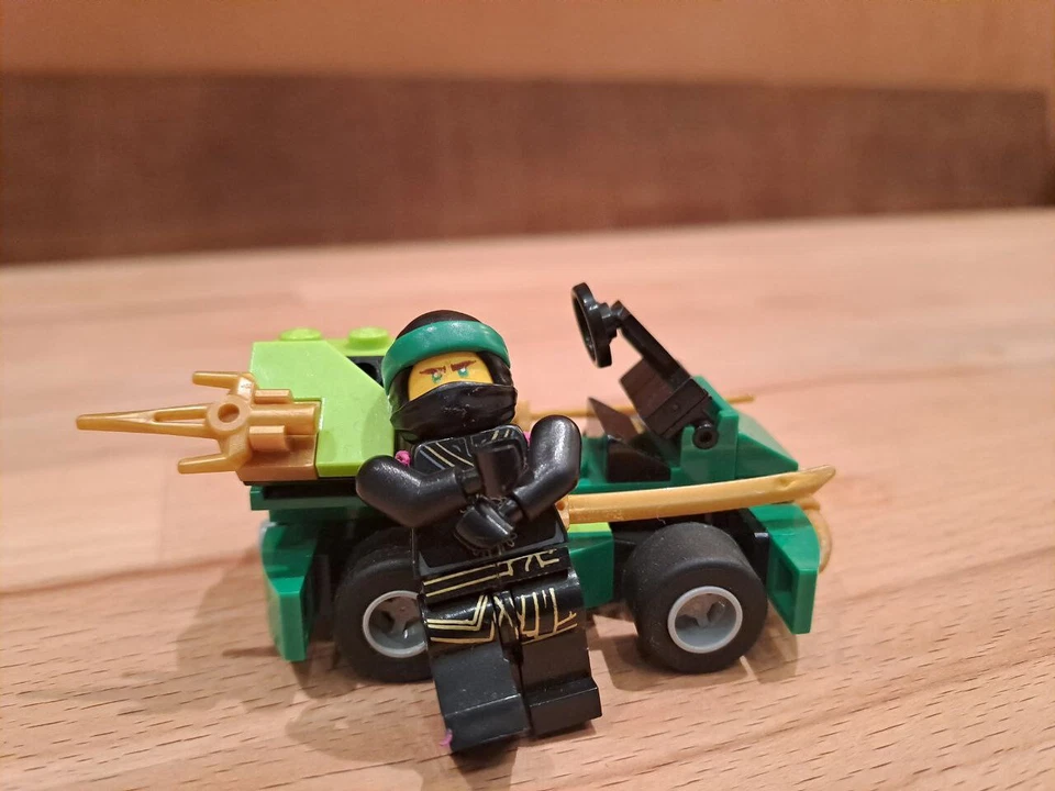 LEGO Ninjago 30532 TURBO, Foto 2 von 4