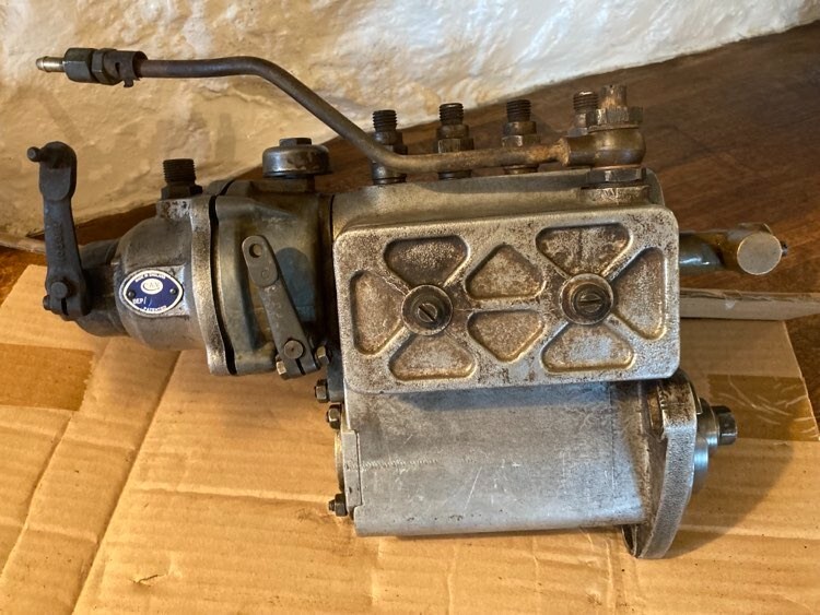 Ferguson TEF20 C.A.V. Tractor Diesel Injection Injector Fuel Pump / Grey Fergie eBay