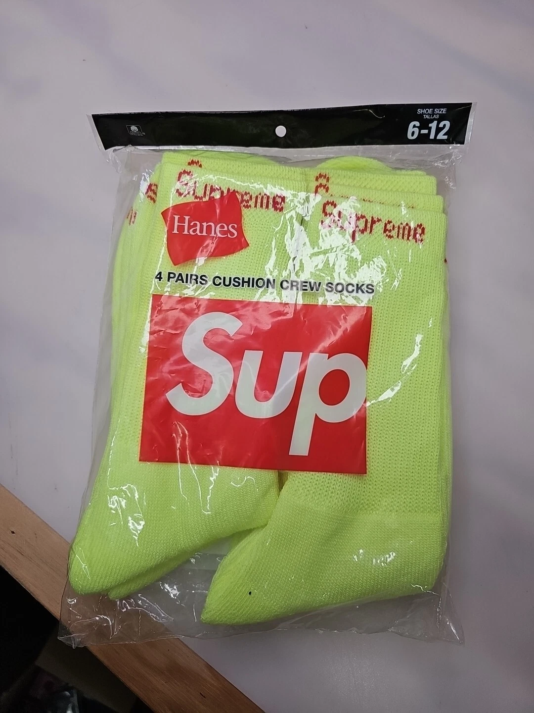 Chaussettes Supreme Hanes Crew (lot de 4)   jaune fluorescent NEUVES RARES HYPE