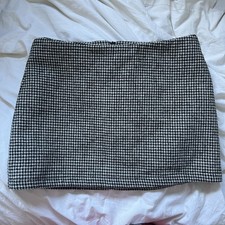 Brandy Melville Arlo Low Waist Houndsooth Skirt