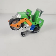 Paw Patrol Moto Pups Deluxe Pull Back Motorcycle With Rocky Figure Green