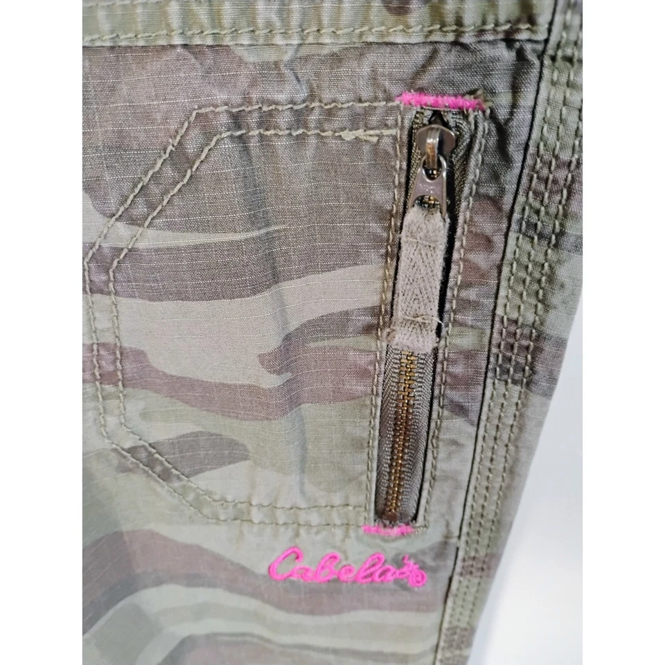 Cabela's Womens Camo Cropped Cargo Pants Pink Stitch Utility Casual - Image 3 of 4