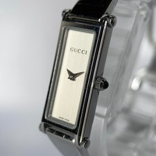 GUCCI / Bangle Watch 1500L / Vintage / Silver / Rectangle / Swiss Made / 2000's