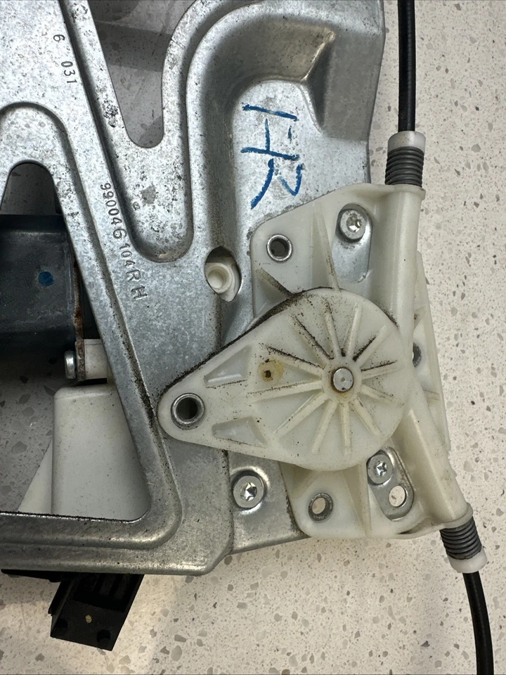 2006-20011 Cadillac DTS RIGHT FRONT WINDOW REGULATOR OEM Used Foto 4 de 4