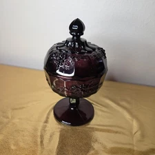 Vintage LG Wright Paneled Grape Deep Purple Amethyst Covered Candy Dish 7"