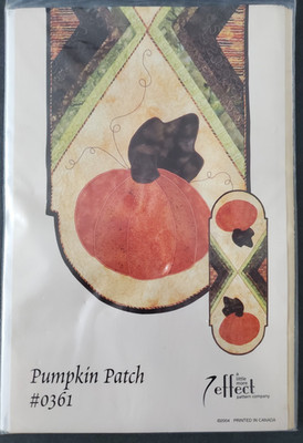 Pumpkin Patch #0361 Table Runner 14'' X 36'' A Little More Effect Pattern Co