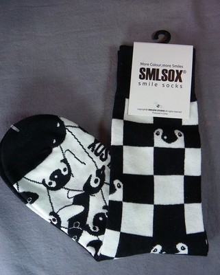 Paar PINGUIN SCHACH Socken kariert weiß schwarz Damen 37 38 39 40 FANTASIE