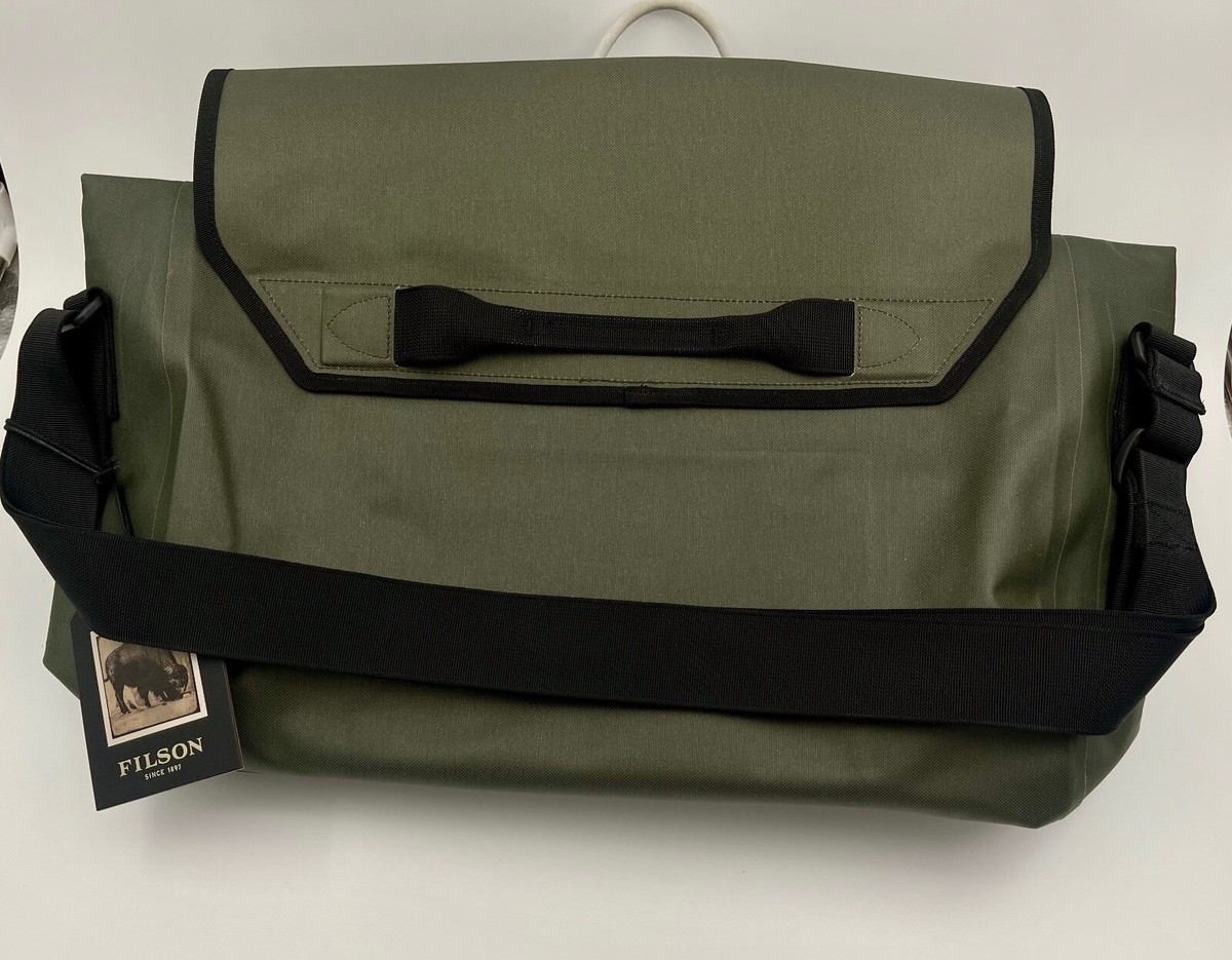 Filson Sportsman Dry Messenger Bag Green Shoulder Strap Waterproof