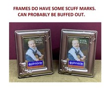 LOT OF TWO ADORABLE PINNACLE SMALL PHOTO BEAR...