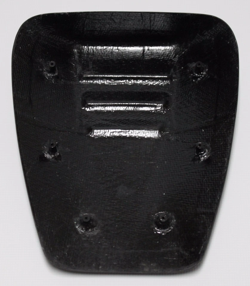 Aprilia RSV Tuono (02-05) RSV Mille (03) Seat Cowl 100% Carbon Fiber Plain Weave - Image 3 of 4