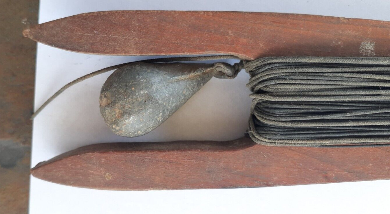 Antique Wooden Fishing Hand Line / Reel, 12" x 2"