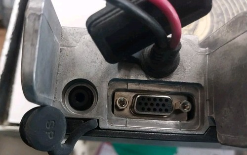 Kenwood TK-8302U-1 Mobile Radio POWER UP ONLY With mounting Bracket And Mic. - Picture 8 of 13