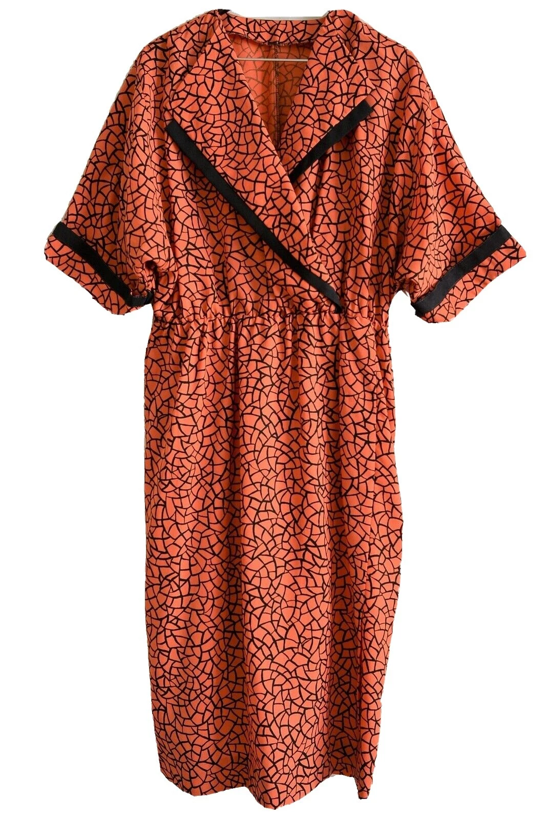 Винтажные женские платья геометрические 1970-е