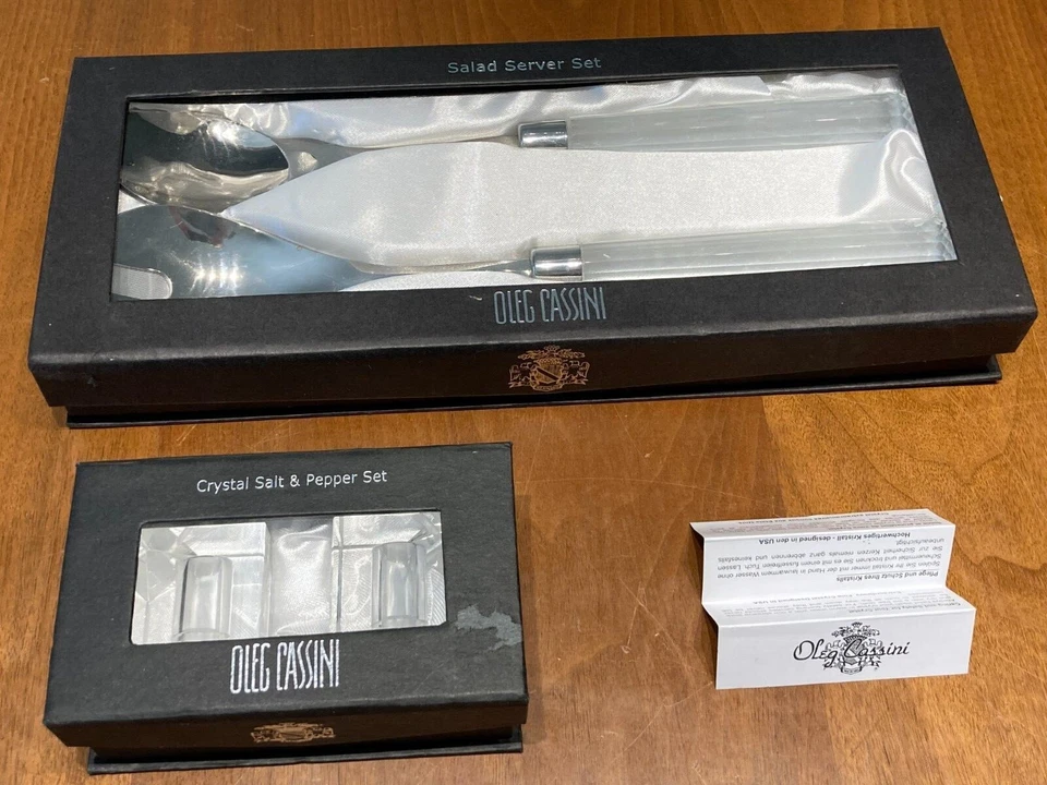 Oleg Cassini Salad Server Lucy 131290 and Salt/Pepper Set Square 127290 Crystal - Image 2 of 4