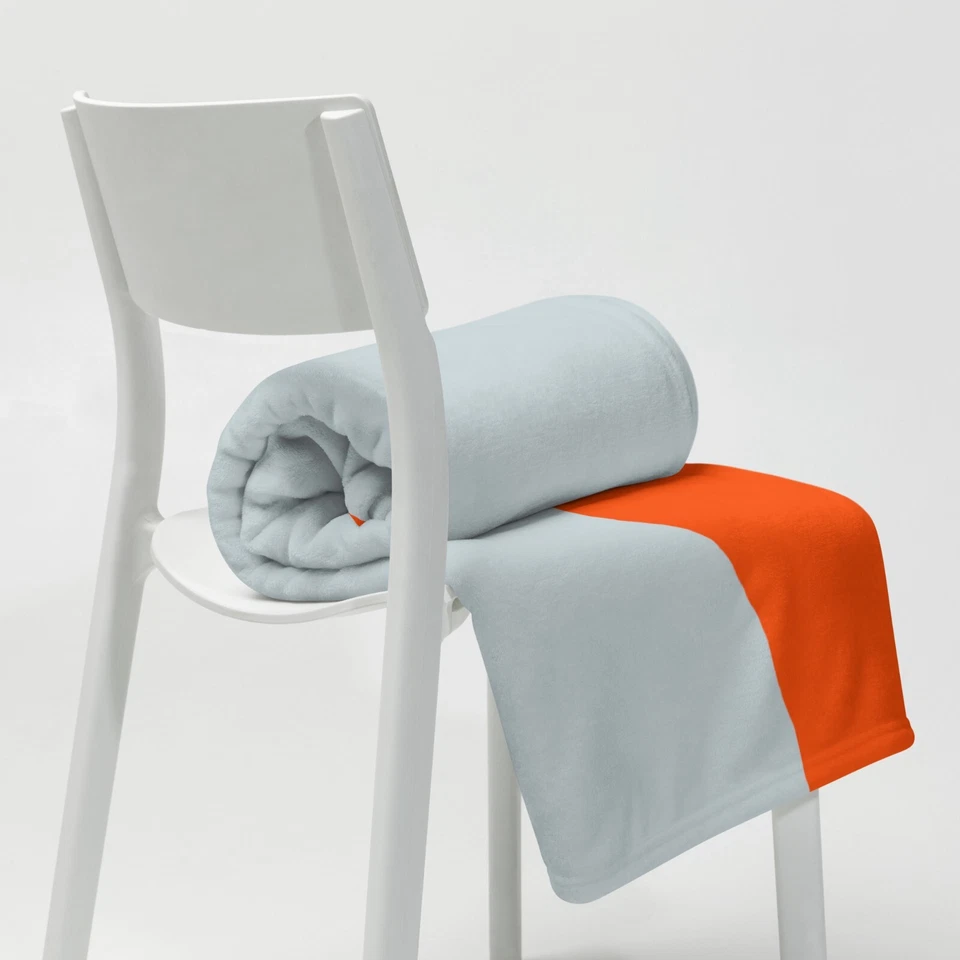 Manta acogedora naranja y gris Foto 2 de 4