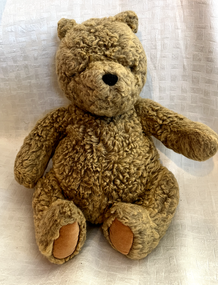 Gund Disney Classic Pooh Bear 16