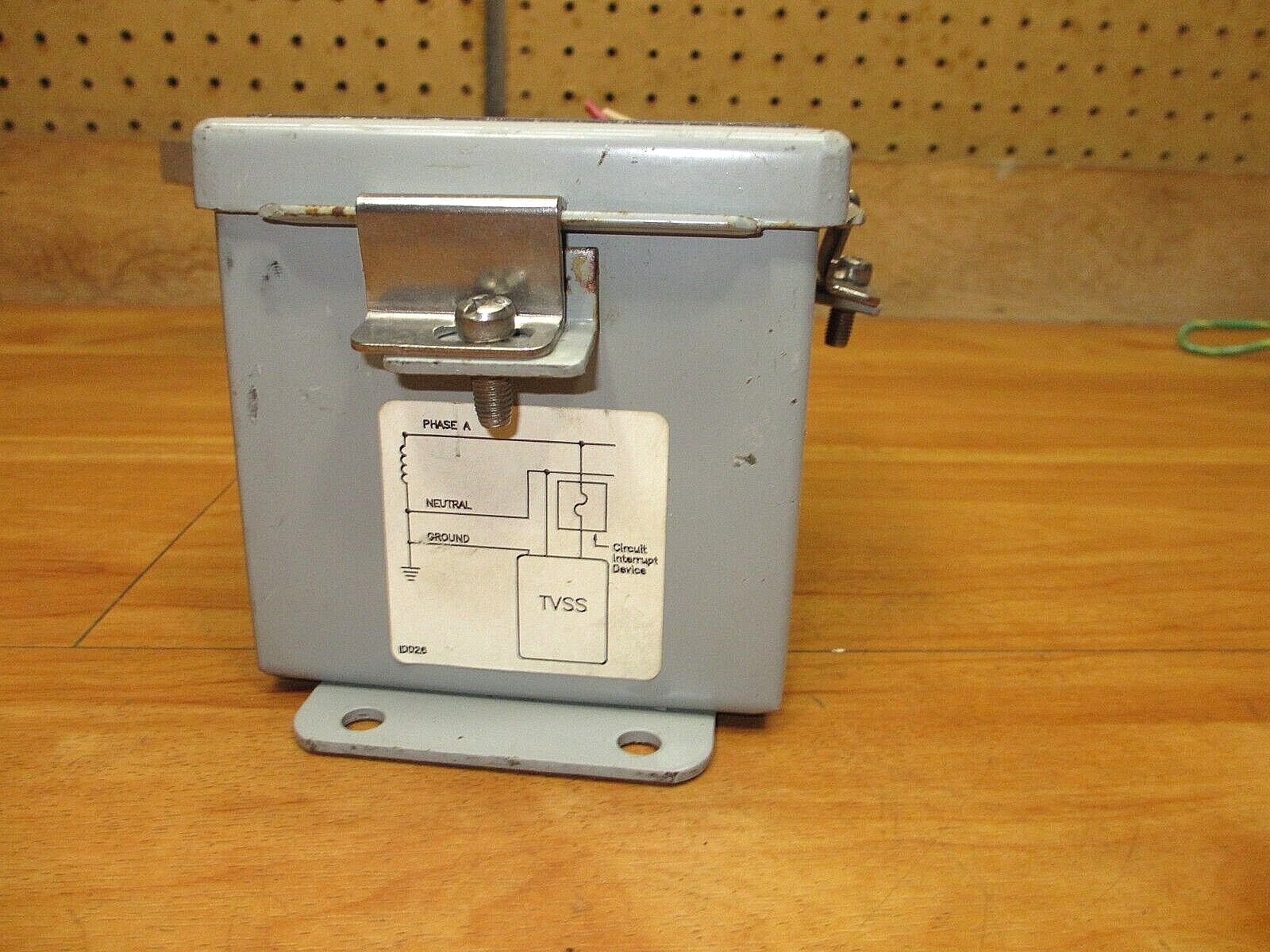 Innovative Technology FP-1S 120+C *USED* Transient Voltage Surge Suppressor