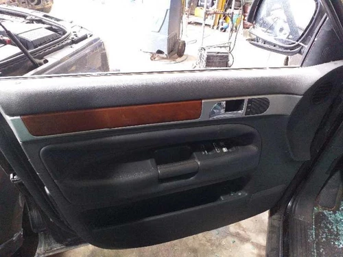 6L0947565 Interior Light for VOLKSWAGEN TOUAREG (7LA) TDI R5 2005 6081499 - Picture 5 of 10