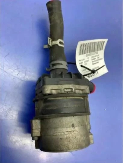 14-18 AUDI RS7 OEM 4.0L A/T PRESTIGE BASE COOLANT SYSTEM COOLANT PUMP 8K0965567 - Изображение 4 из 4